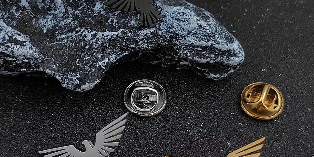 custom lapel pin