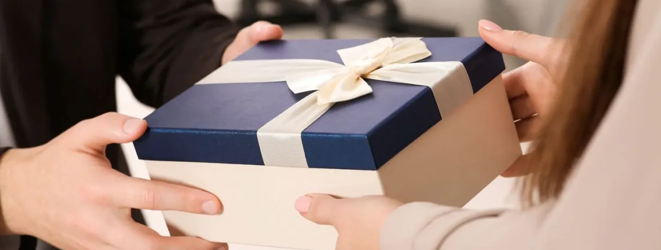 Mothers Day Gift Hampers: What to Include for a Luxury Experience